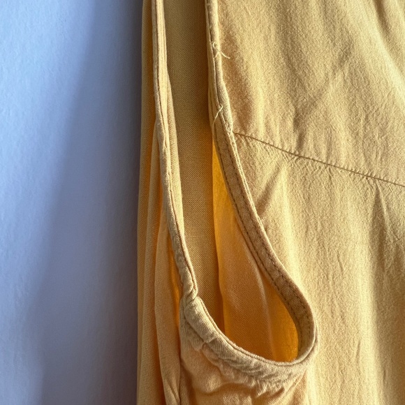 Sleeveless Yellow Tunic Dress “Violet b.” - Picture 4 of 17